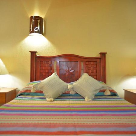 Oyo Hotel Castillo Santa Cecilia Tapalpa Bagian luar foto