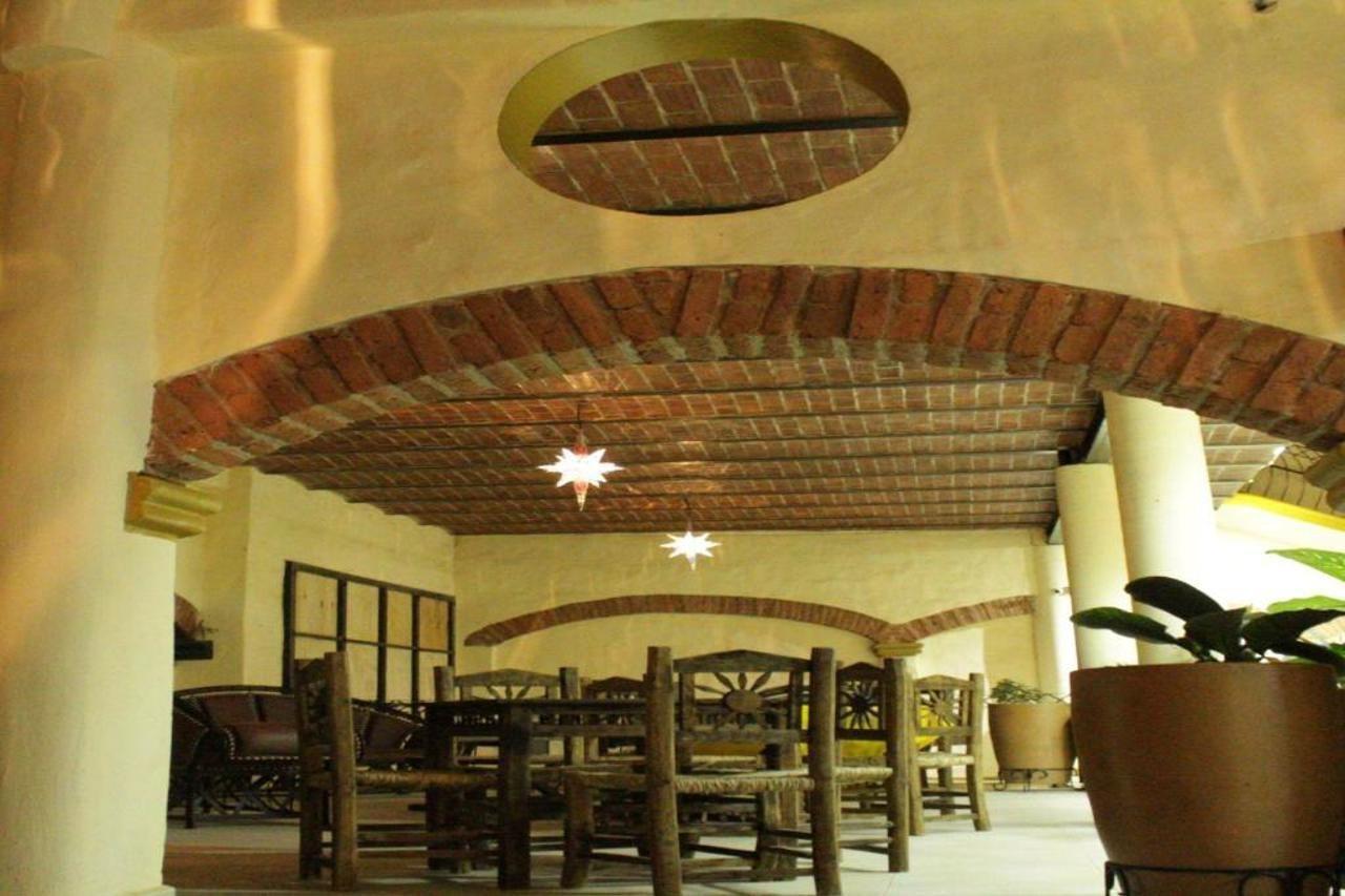 Oyo Hotel Castillo Santa Cecilia Tapalpa Bagian luar foto